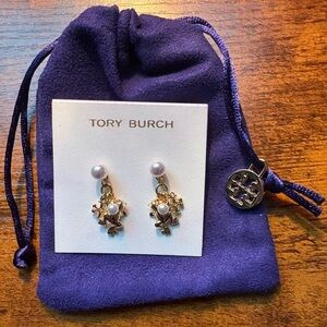 🌸 Tory Burch Gold Kira Pearl and Frog Drop Earrings